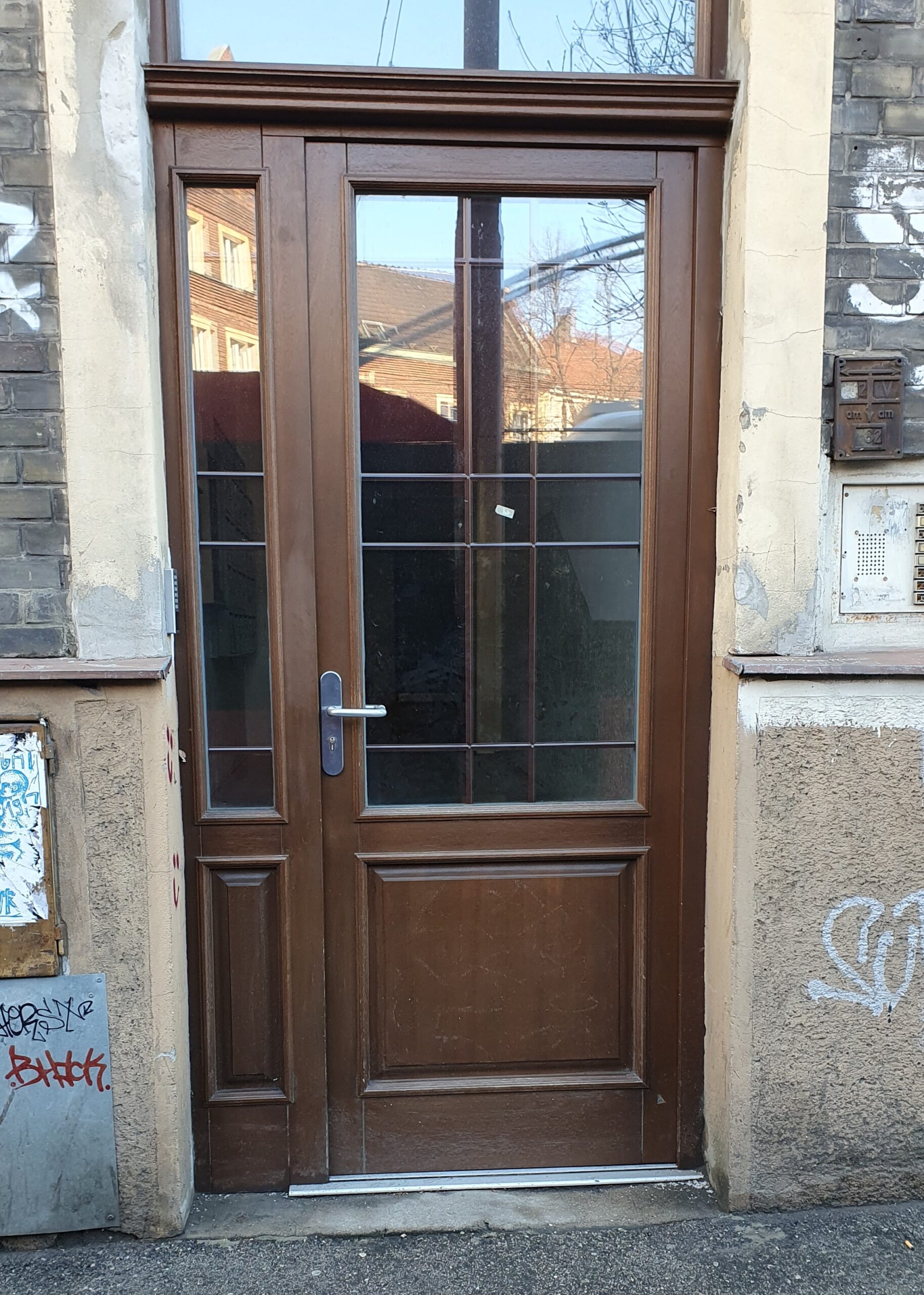 dver_predne