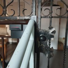 Mreža na poschodí prerobená na elektronický zámok